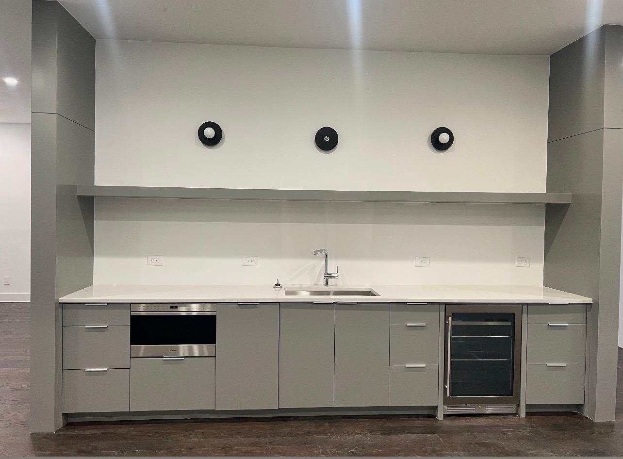 Cocina moderna con gabinetes a medida